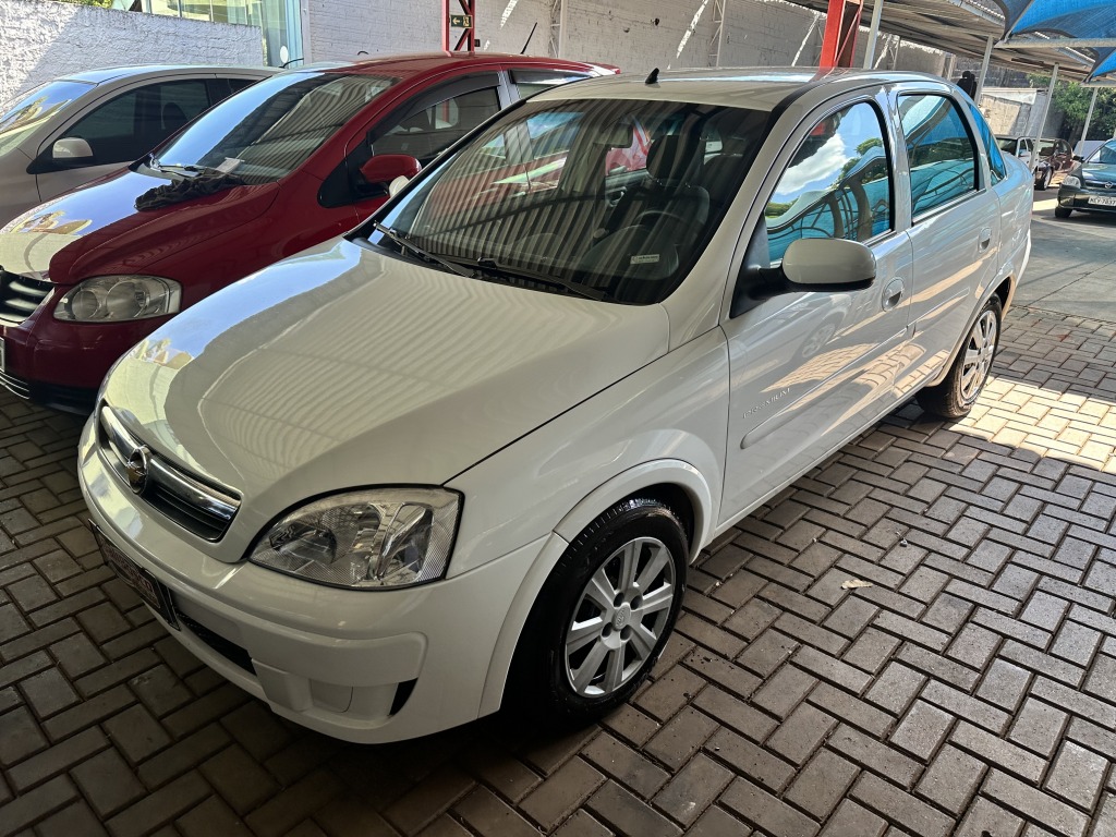 CHEVROLET CORSA SEDAN PREMIUM 1.4 (FLEX) 2011