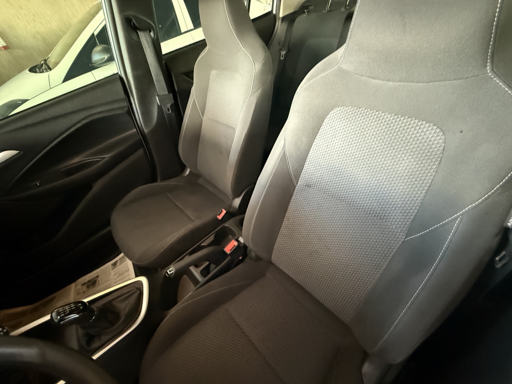 Chevrolet Onix Plus Plus LT 1.0 12V Tb Flex Mec. - foto 5