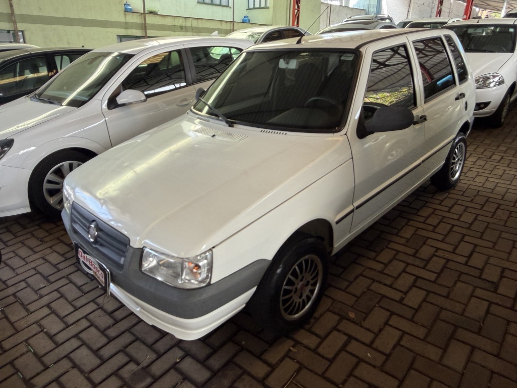 FIAT UNO MILLE FIRE ECONOMY 1.0 (FLEX) 4P 2011