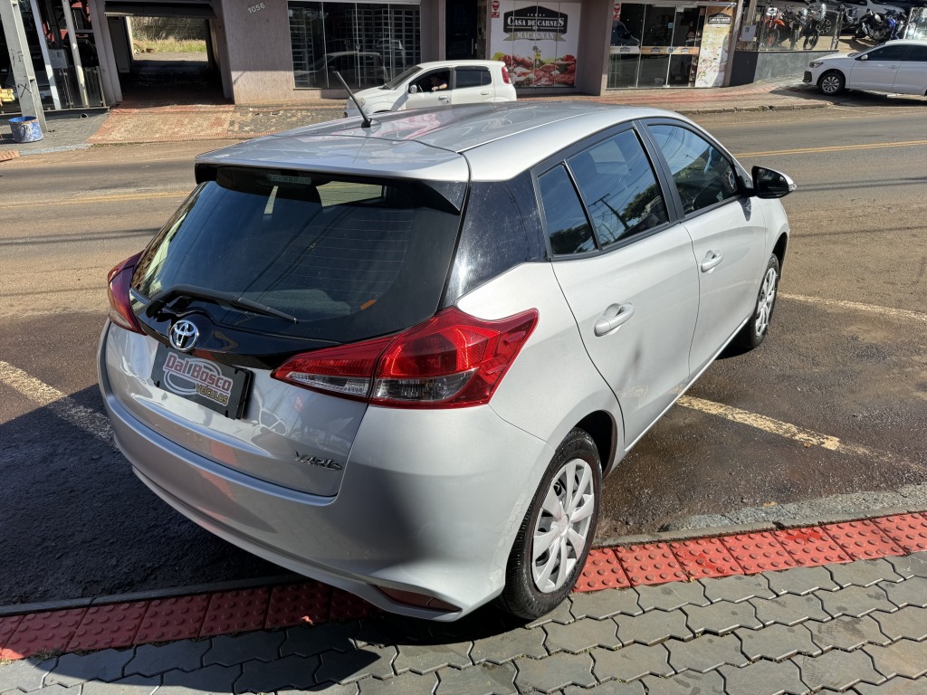 Toyota Yaris Xl Sedan 1.5 Flex 16V 4P Aut. - foto 3