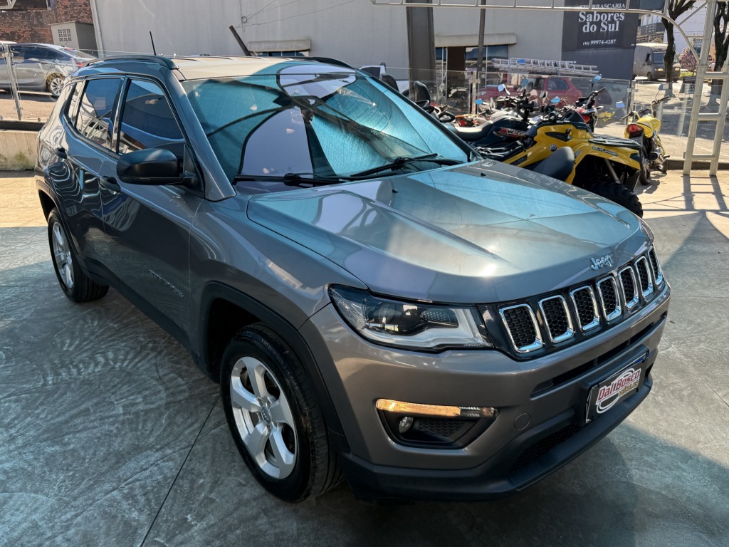 Jeep Compass Trailhawk 2.0 4X4 Dies. 16V Aut. - foto 2