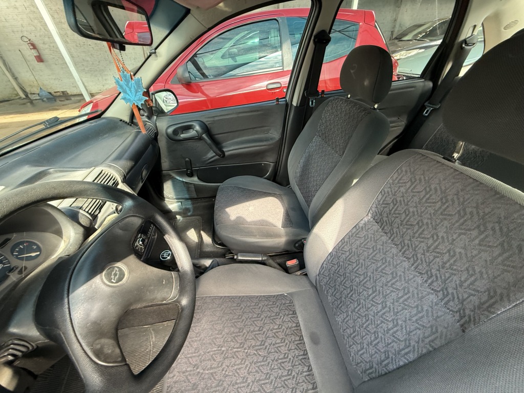 Chevrolet Corsa Sedan 1.0 Mpfi 8V 71cv 4P - foto 3