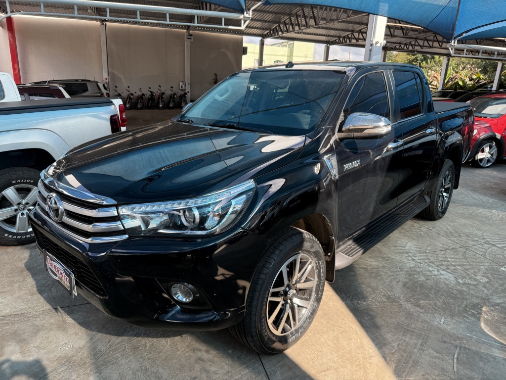 TOYOTA HILUX 2.8 TDI CD SRX 4X4 (AUT) 2017