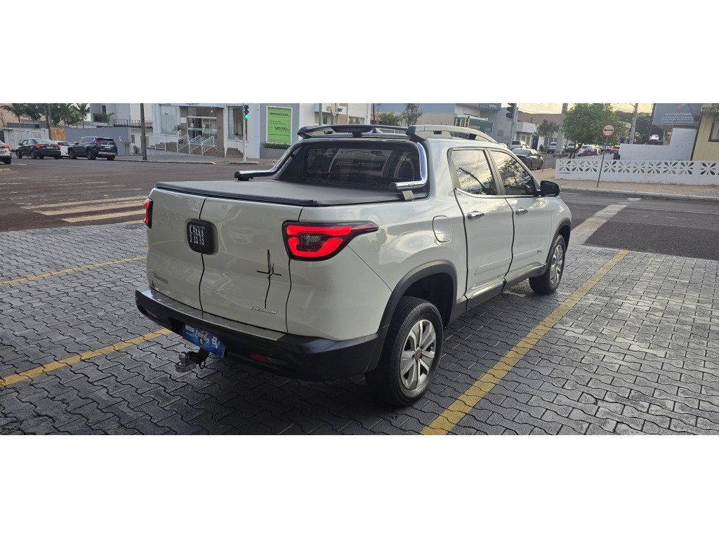 Fiat Toro 1.8 Freedom (aut) - foto 6